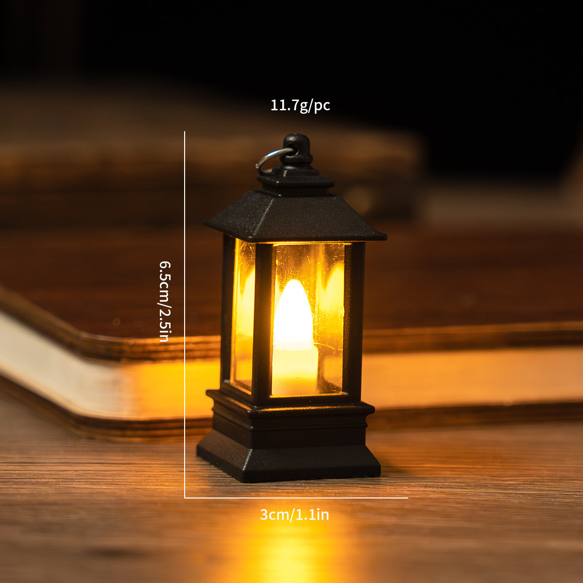 Vintage LED Candle Lantern – Mini Hanging Decorative Light